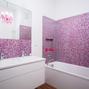 Różowa łazienka, czyli aranżacje małych łazienek